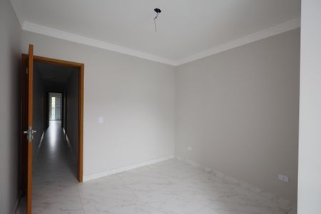 Casa à venda com 122m², 3 quartos e 2 vagasSuíte