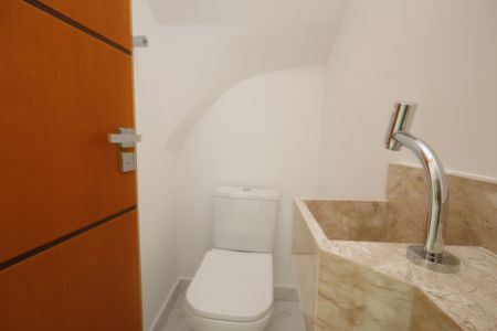 Casa à venda com 122m², 3 quartos e 2 vagasLavabo