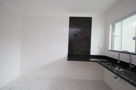 Casa à venda com 122m², 3 quartos e 2 vagasCozinha