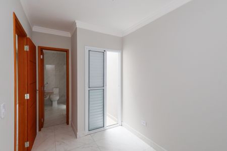 Casa à venda com 122m², 3 quartos e 2 vagasSuíte 2