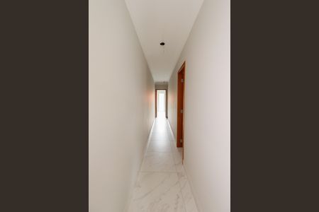 Casa à venda com 122m², 3 quartos e 2 vagasCorredor