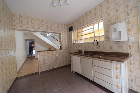 Casa para alugar com 196m², 3 quartos e 2 vagasCozinha