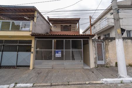 Casa para alugar com 196m², 3 quartos e 2 vagasFachada