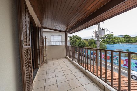 Casa para alugar com 196m², 3 quartos e 2 vagasVaranda