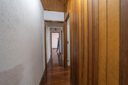 Casa para alugar com 196m², 3 quartos e 2 vagasCorredor