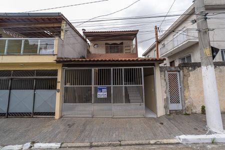 Casa para alugar com 196m², 3 quartos e 2 vagasFachada