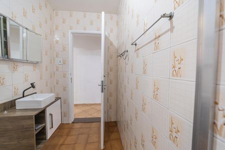 Casa para alugar com 196m², 3 quartos e 2 vagasBanheiro