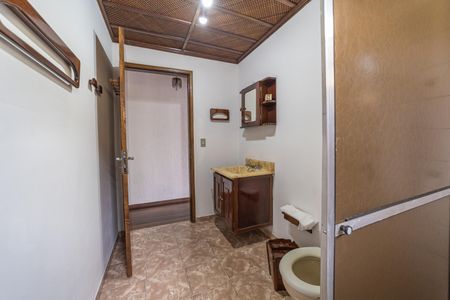 Casa para alugar com 196m², 3 quartos e 2 vagasBanheiro 2