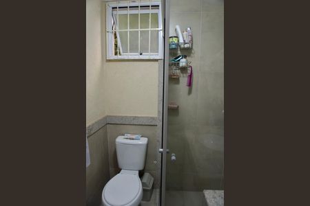 Apartamento à venda com 69m², 3 quartos e 2 vagasSuíte - Banheiro