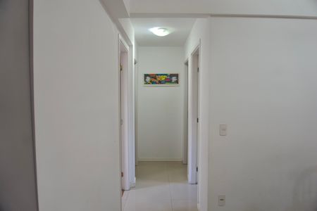 Apartamento à venda com 69m², 3 quartos e 2 vagasCorredor