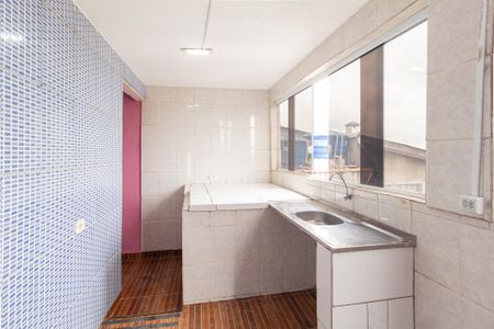 Casa para alugar com 60m², 1 quarto e sem vagaCozinha e área de serviço