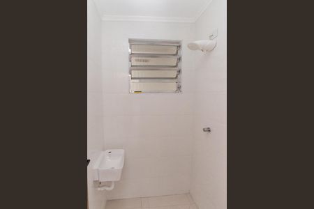 Casa de condomínio à venda com 77m², 2 quartos e sem vaga Casa de condomínio à venda com 77m², 2 quartos e sem vagaBanheiro