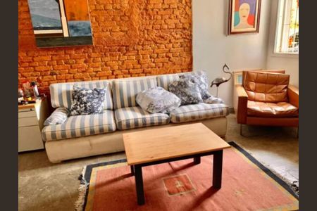 Foto 03 de casa para alugar com 2 quartos, 120m² em Campo Belo, São Paulo