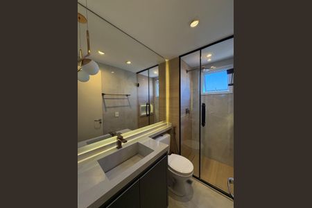 Banheiro de apartamento para alugar com 1 quarto, 57m² em Chácara Klabin, São Paulo