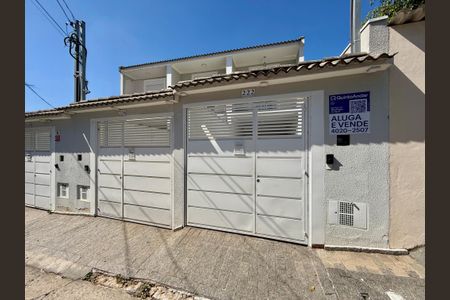 Casa para alugar com 294m², 3 quartos e 2 vagasFachada 