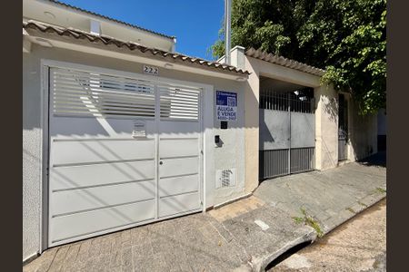 Casa para alugar com 294m², 3 quartos e 2 vagasFachada 