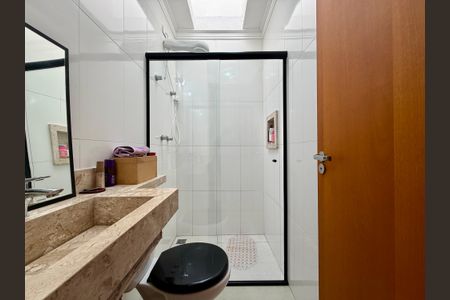 Casa para alugar com 294m², 3 quartos e 2 vagasBanheiro Suíte