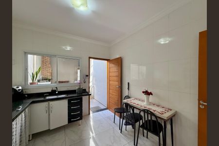 Casa para alugar com 294m², 3 quartos e 2 vagasCozinha