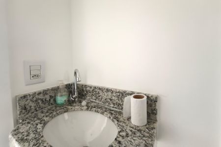 Apartamento à venda com 61m², 3 quartos e 1 vagaBanheiro Social