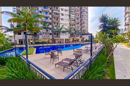 Apartamento para alugar com 60m², 2 quartos e 1 vaga Apartamento para alugar com 60m², 2 quartos e 1 vagaÁrea comum - Piscina
