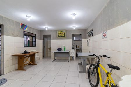 Apartamento à venda com 62m², 2 quartos e sem vagaÁrea comum - Salão de festas