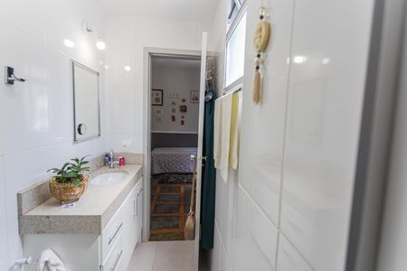 Apartamento à venda com 120m², 3 quartos e 2 vagasBanheiro da Suíte