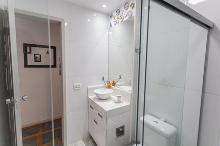 Apartamento à venda com 120m², 3 quartos e 2 vagasBanheiro Social