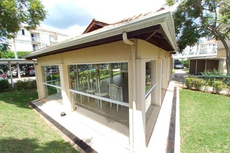 Apartamento à venda com 52m², 3 quartos e 1 vaga Apartamento à venda com 52m², 3 quartos e 1 vagaÁrea comum - Salão de festas