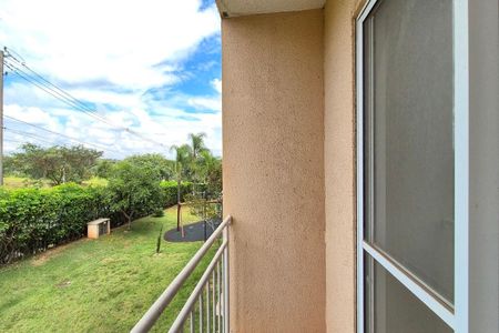 varanda da Sala  de apartamento à venda com 3 quartos, 52m² em Vila Marieta, Campinas