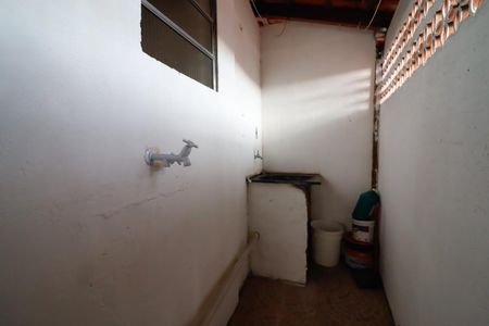 Casa à venda com 300m², 6 quartos e sem vagaÁrea de Serviço