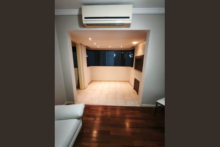 Varanda da Sala  de apartamento para alugar com 2 quartos, 78m² em Jardim Itu, Porto Alegre