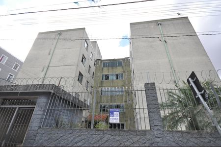 Apartamento à venda com 52m², 3 quartos e 1 vaga Apartamento à venda com 52m², 3 quartos e 1 vagaFachada