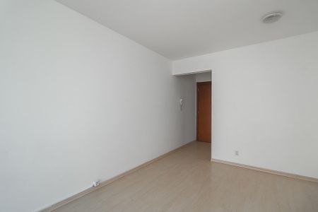 Apartamento à venda com 58m², 2 quartos e 1 vagaSala