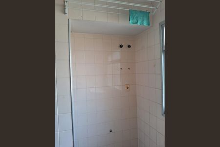 Apartamento para alugar com 74m², 2 quartos e 1 vagaÁrea de serviço