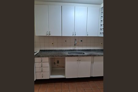 Cozinha de apartamento para alugar com 2 quartos, 74m² em Jardim Industrial, São Paulo