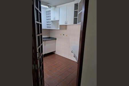 Cozinha de apartamento para alugar com 2 quartos, 74m² em Jardim Industrial, São Paulo