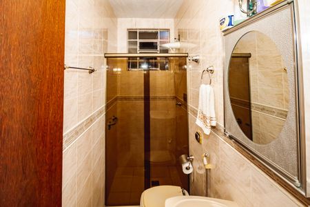 Casa à venda com 251m², 4 quartos e 2 vagasBanheiro Social