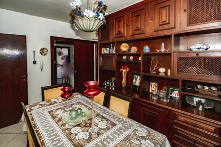 Área de Serviço de casa à venda com 4 quartos, 251m² em Alípio de Melo, Belo Horizonte