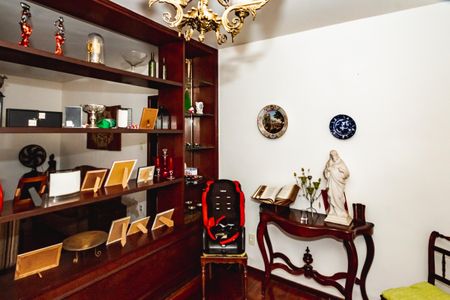 Sala de casa à venda com 4 quartos, 251m² em Alípio de Melo, Belo Horizonte