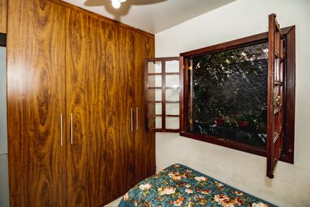 Casa à venda com 251m², 4 quartos e 2 vagasQuarto 1