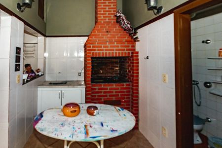 Casa à venda com 251m², 4 quartos e 2 vagasEspaço Gourmet