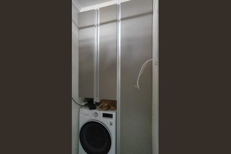 Apartamento à venda com 68m², 2 quartos e 1 vagaÁrea de serviço