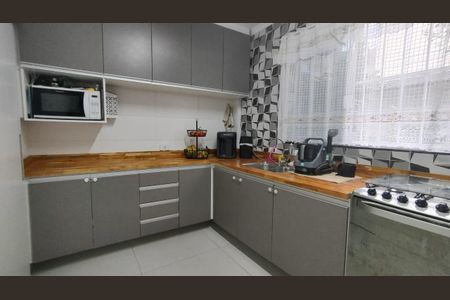 Cozinha de apartamento à venda com 2 quartos, 68m² em Bela Vista, Osasco