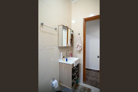 Casa à venda com 170m², 2 quartos e 6 vagasBanheiro