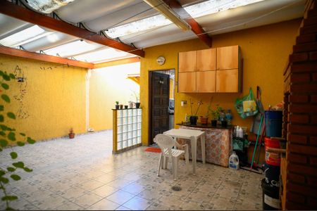 Casa à venda com 170m², 2 quartos e 6 vagasÁrea de Serviço