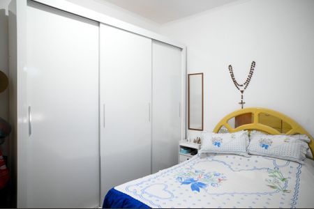 Casa à venda com 170m², 2 quartos e 6 vagasQuarto 2