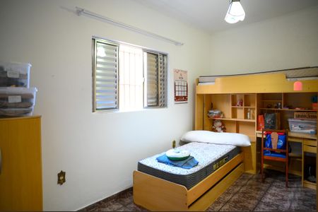Casa à venda com 170m², 2 quartos e 6 vagasQuarto 1