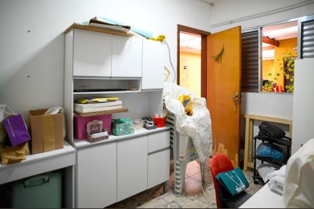 Casa à venda com 170m², 2 quartos e 6 vagasDepósito