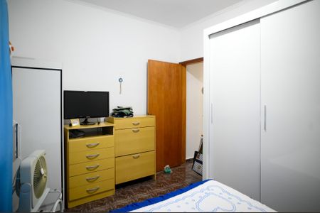 Casa à venda com 170m², 2 quartos e 6 vagasQuarto 2
