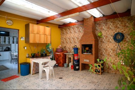 Casa à venda com 170m², 2 quartos e 6 vagasÁrea de Serviço